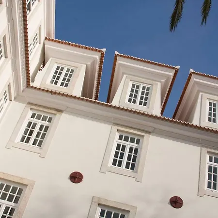 Bairro Alto With A Large Patio Appartamento