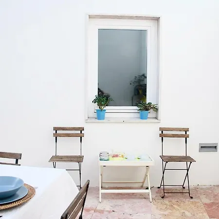 Lejlighed Bairro Alto With A Large Patio